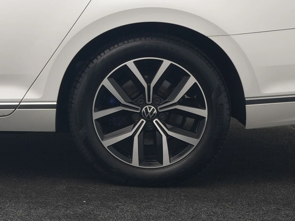 Volkswagen Passat – foto 44