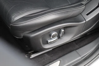 Jaguar E-PACE – thumbnail 23