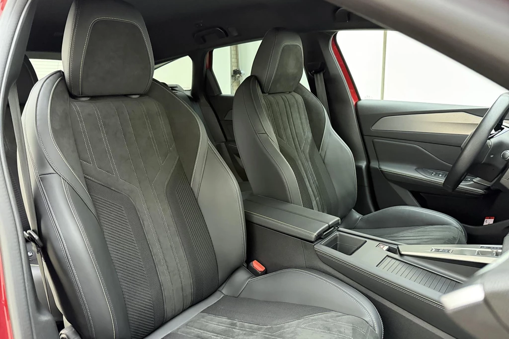 Peugeot e-308 – foto 14