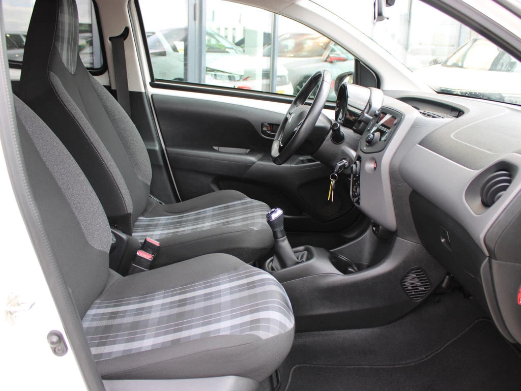 Peugeot 108 – foto 11