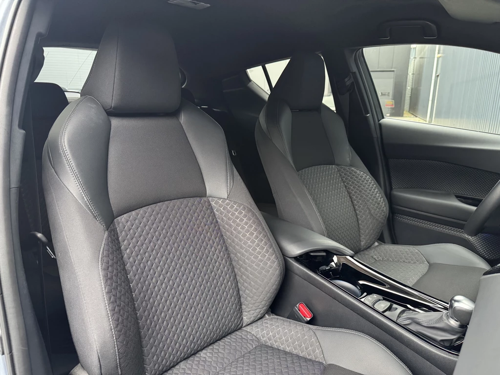 Toyota C-HR – foto 18