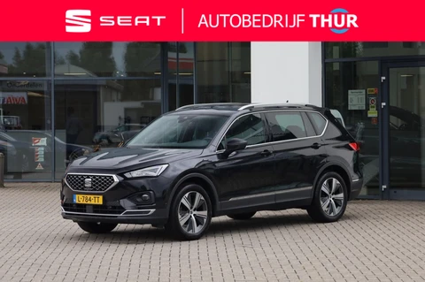 SEAT Tarraco 1.5 TSI Xcellence Business Intense 150PK / 110kW, NL auto, 1e eigenaar dealeronderhouden en door ons nieuw geleverd, interieur voorverwarmingsinstallatie (standkachel), wegklapbare trekhaak, 19" LMV, verwarmbare voorstoelen, verwarmbare achterbank, verwarmbaar multifunctioneel lederen stuurwiel, elektrische achterklep, LED verlichting, achteruitrijcamera (Rear View), dodehoekdetectie (Side Assist), navigatie pro, rondomzichtcamera (Area View), digital cockpit, 3-zone climatronic, Apple Carplay & Android Auto, digital cockpit, elektrisch verstel-, verwarm- en inklapbare buitenspiegels etc.