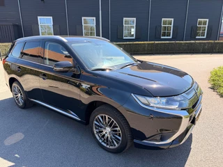 Mitsubishi Outlander – thumbnail 9