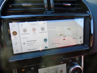 Jaguar XE – thumbnail 28