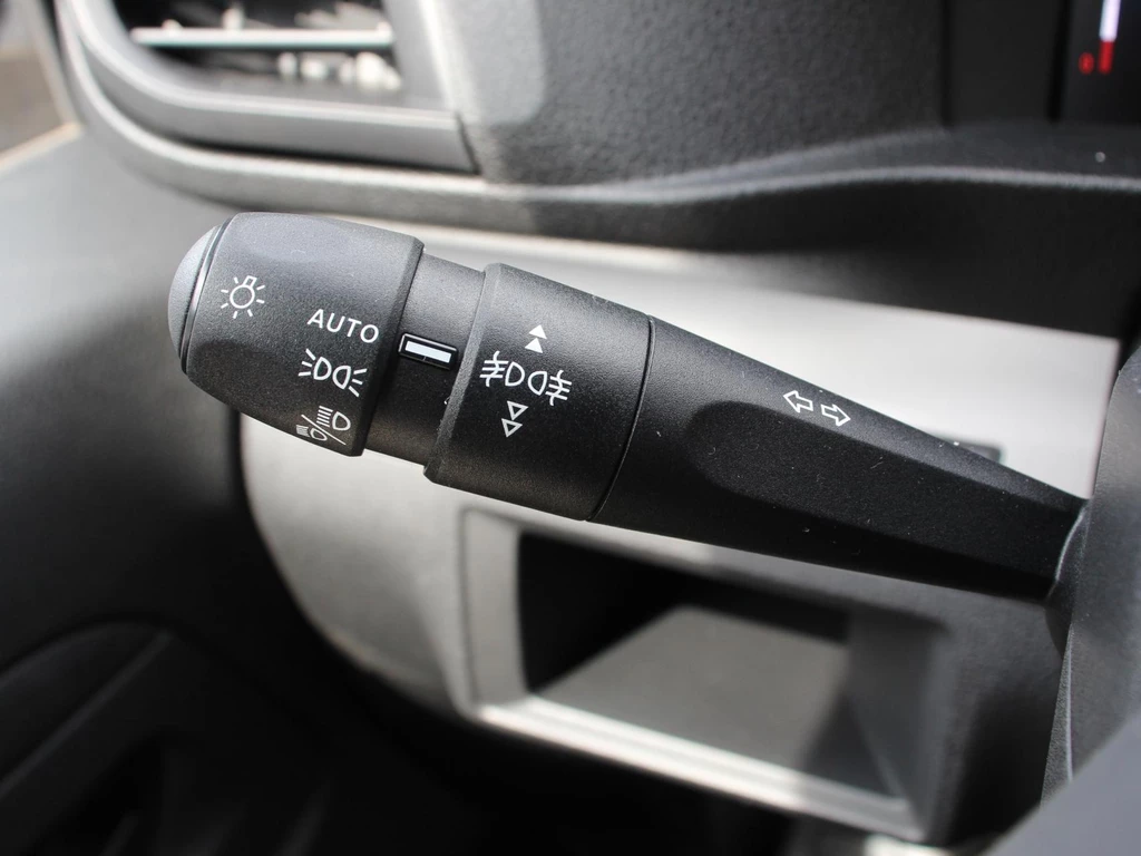 Opel Vivaro – foto 18