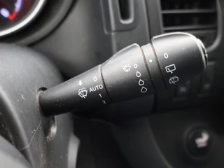 Opel Vivaro – thumbnail 31