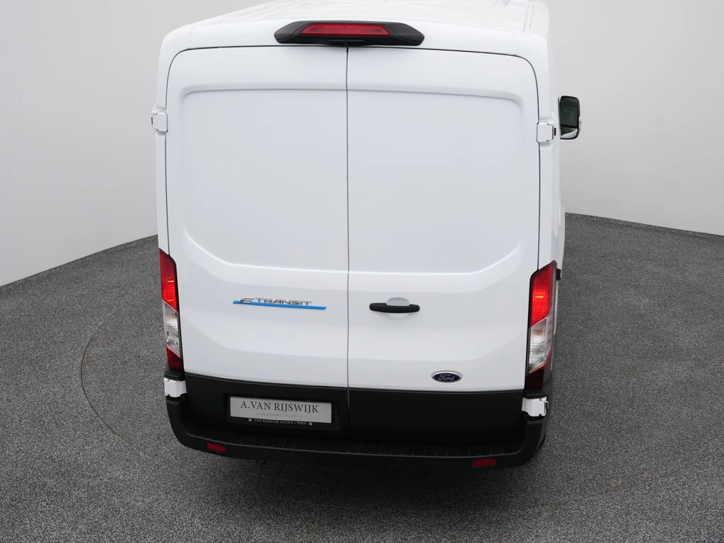 Ford E-Transit – foto 11