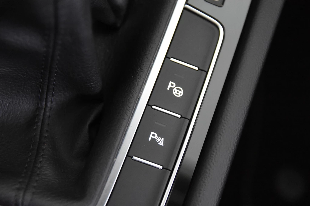 Volkswagen Passat – foto 24