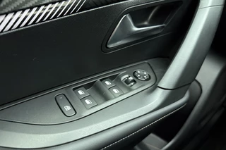 Peugeot 2008 – thumbnail 16