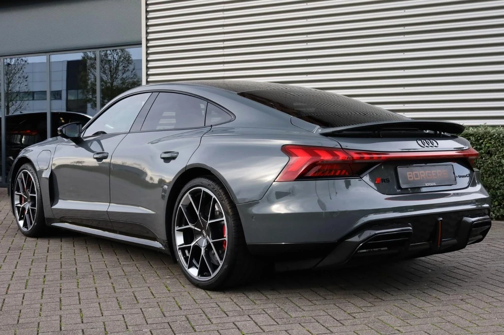 Audi e-tron GT – foto 6