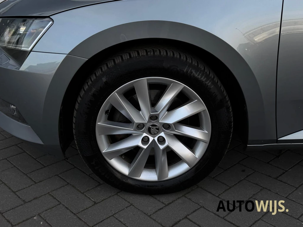 Škoda Superb – foto 21