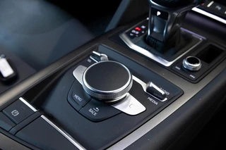 Audi R8 – thumbnail 18