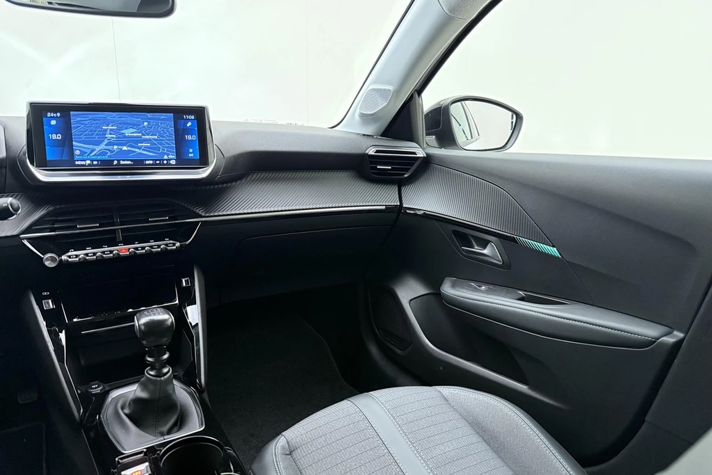 Peugeot 208 – foto 39