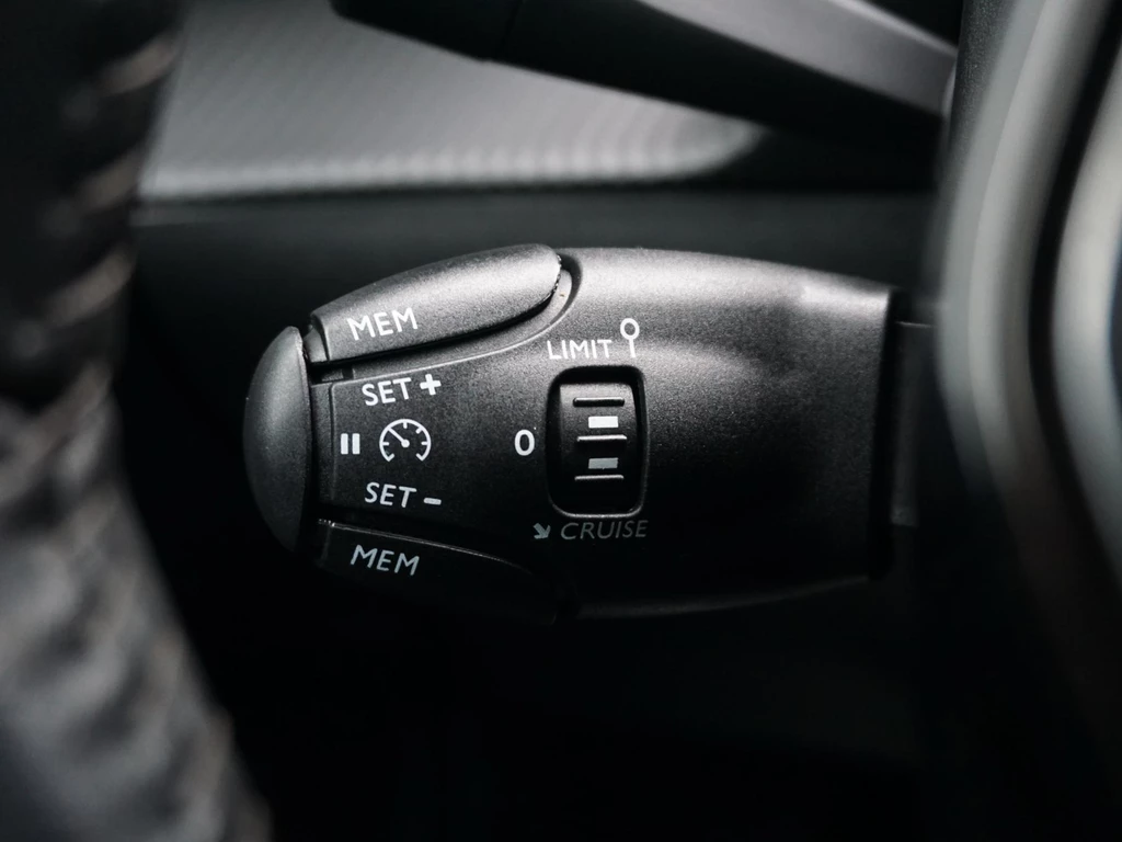 Peugeot e-2008 – foto 26