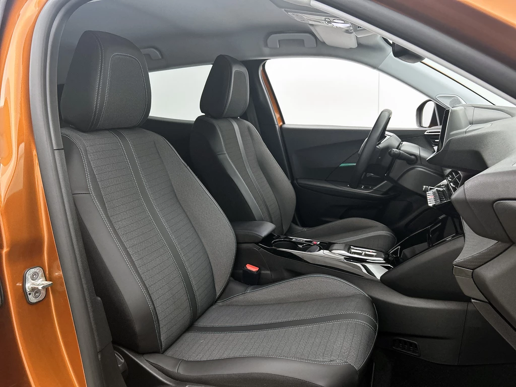 Peugeot e-2008 – foto 39