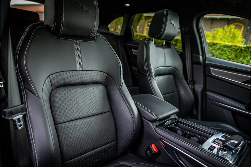 Jaguar F-PACE – foto 29