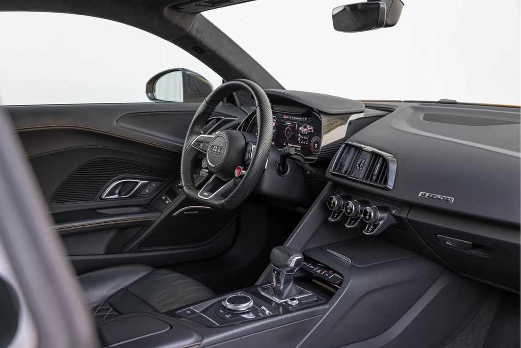 Audi R8 – foto 12