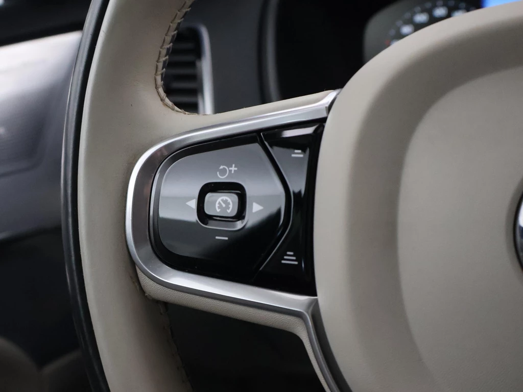 Volvo XC90 – foto 52