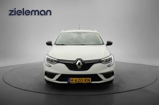 Renault Mégane Estate – thumbnail 10