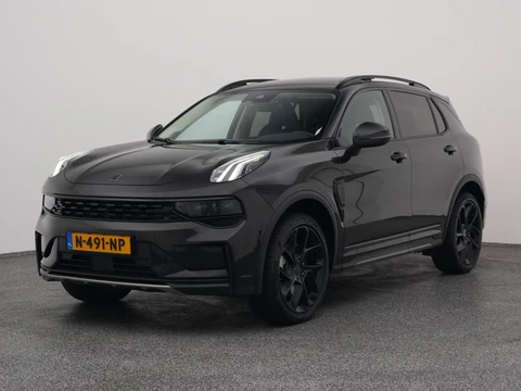 Lynk & Co 01 1.5 Plug-in Hybrid | 360° | BLACK