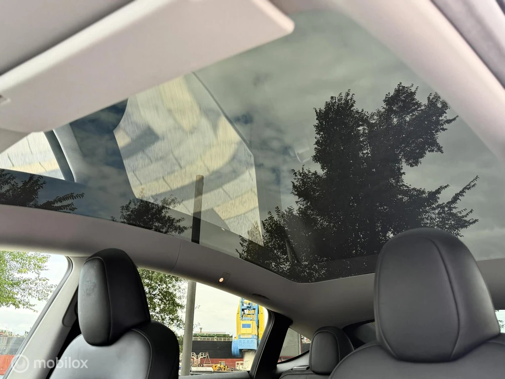 Tesla Model Y – foto 17