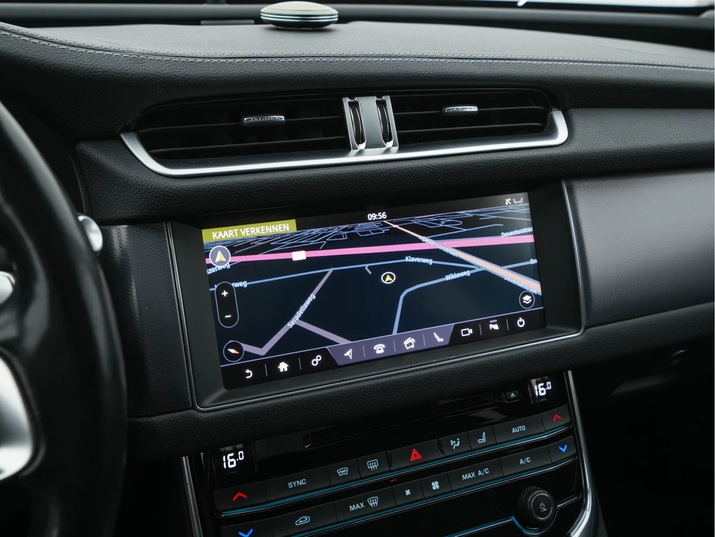Jaguar XF – foto 16