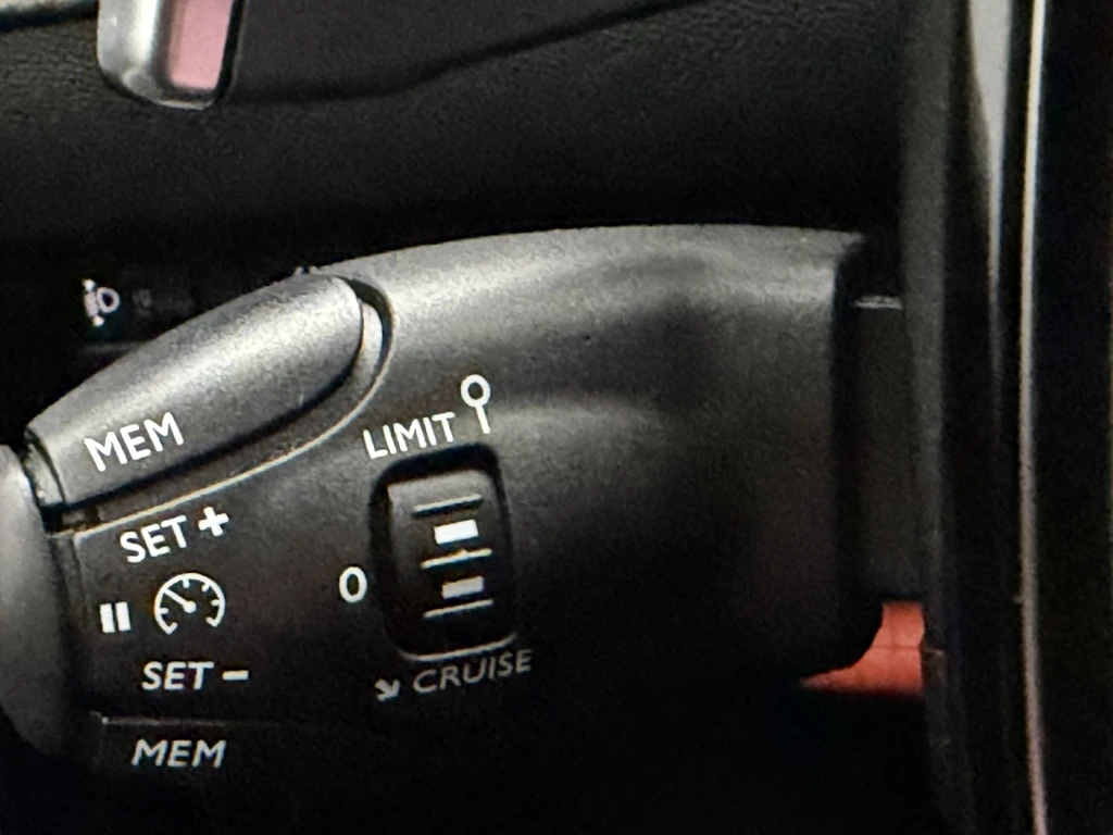 Peugeot 208 – foto 17