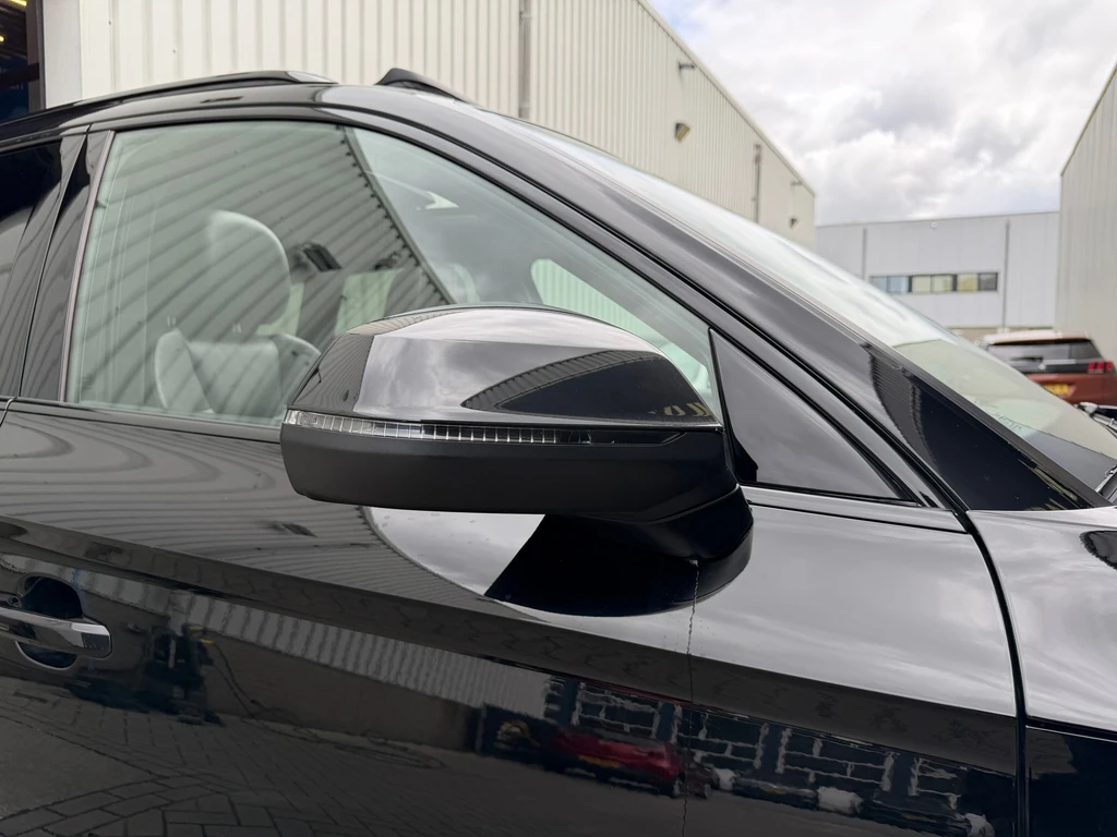 Audi SQ5 – foto 12