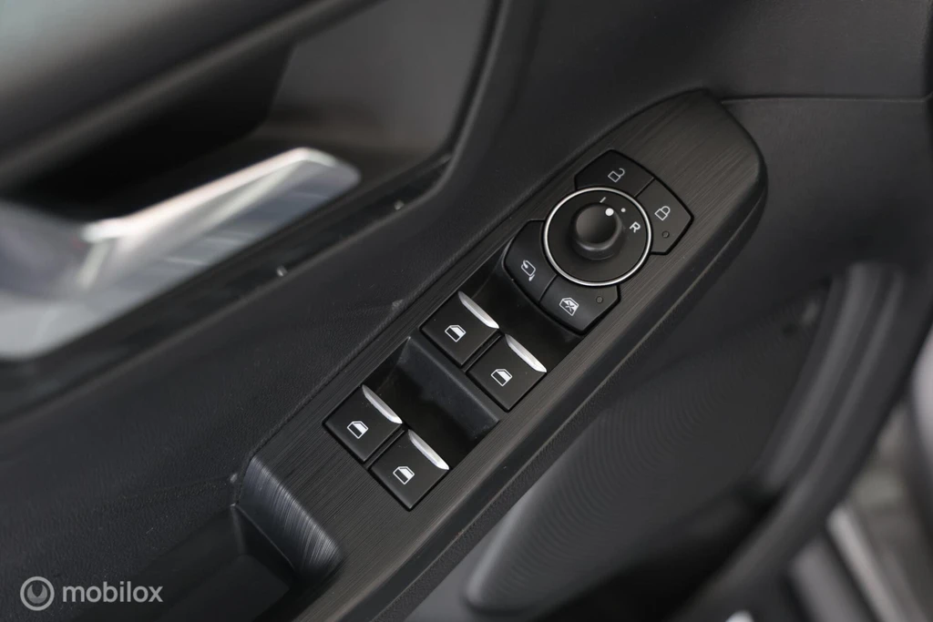 Ford Kuga – foto 28