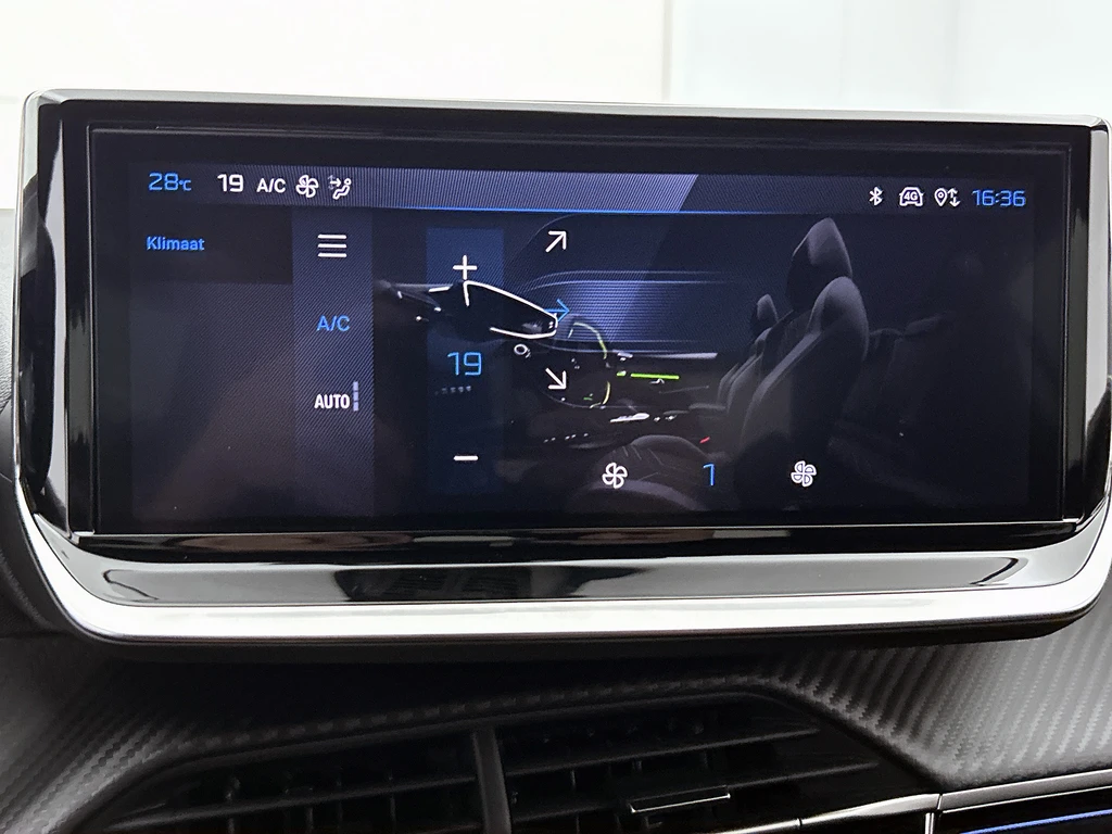 Peugeot 208 – foto 23