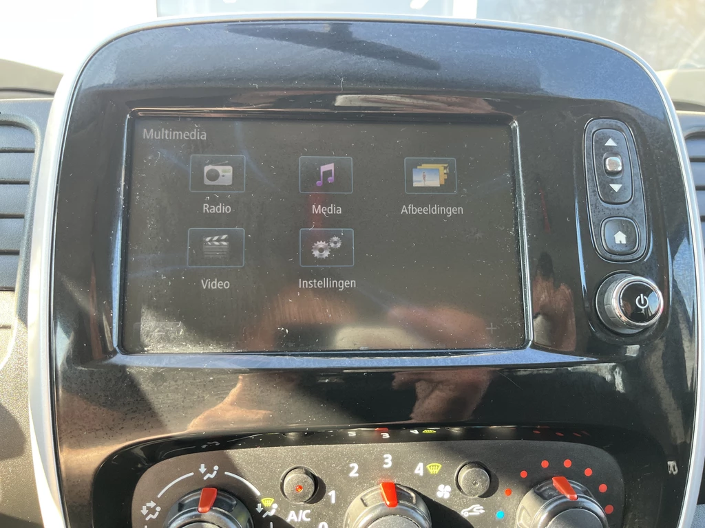Renault Trafic – foto 32