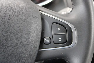 Renault Clio – thumbnail 25