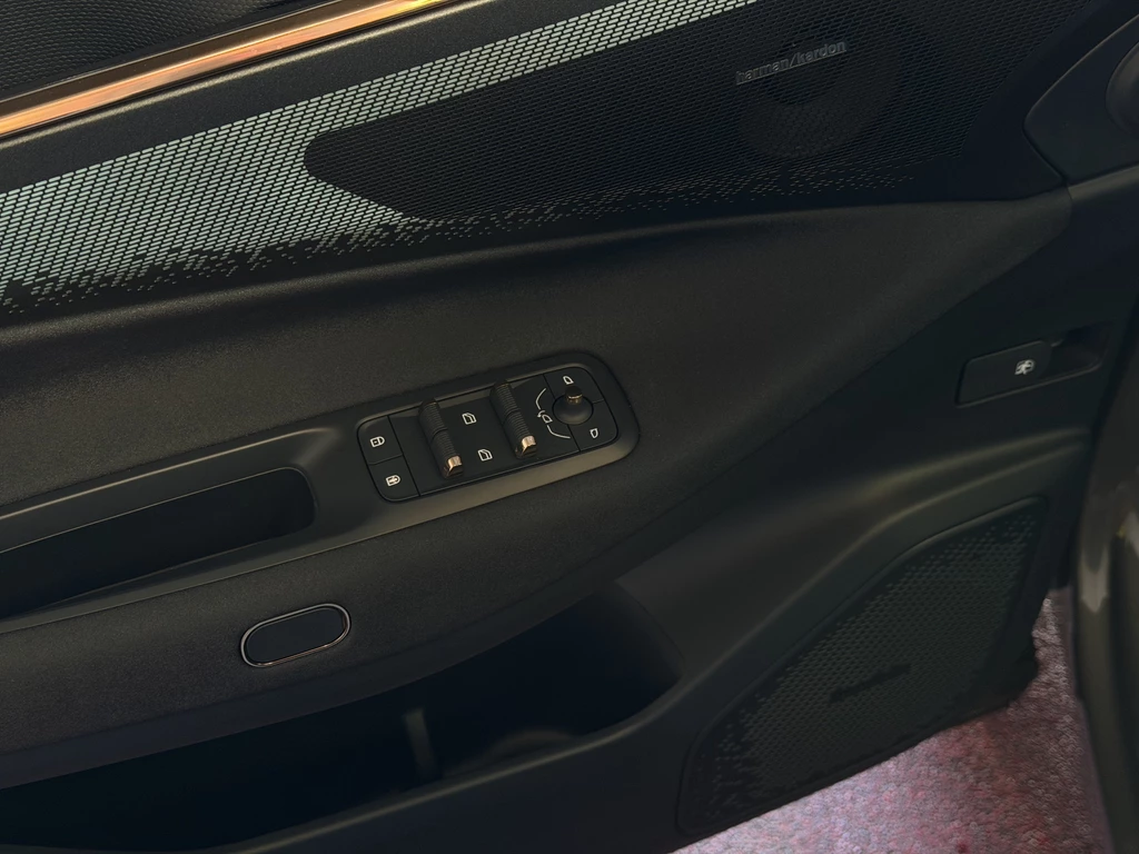 Lynk & Co 08 – foto 34