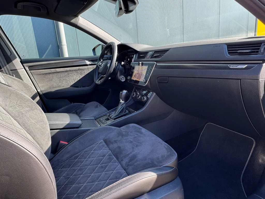 Škoda Superb – foto 17