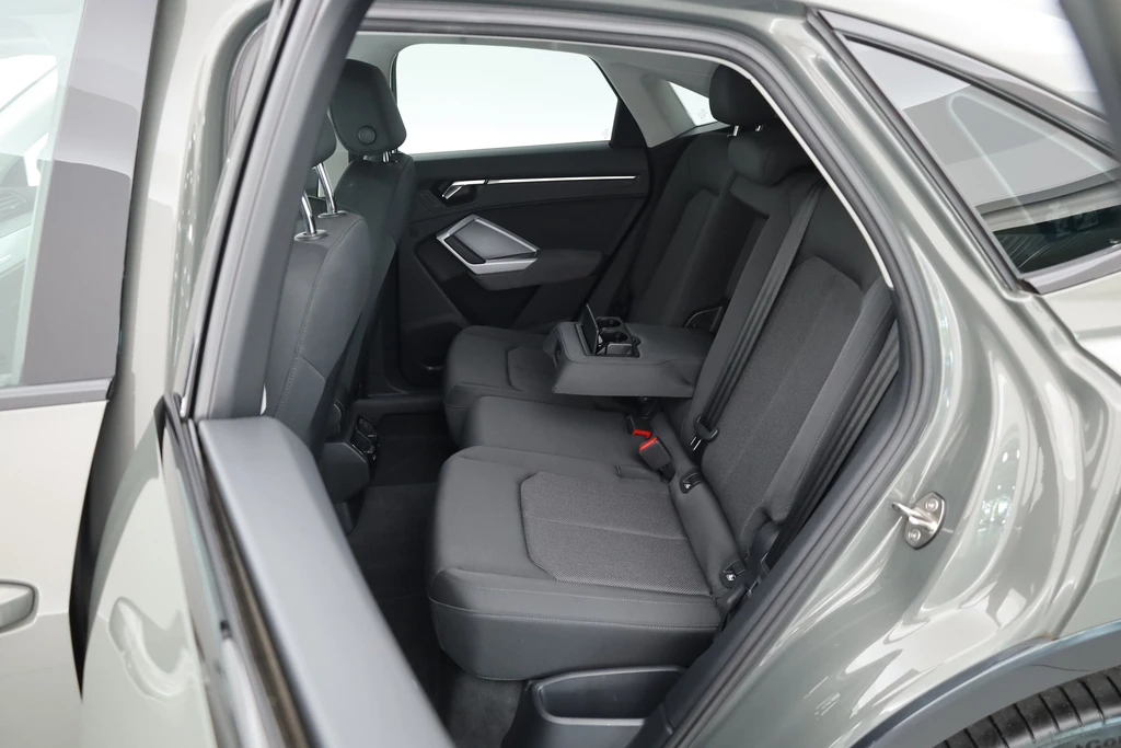 Audi Q3 – foto 42