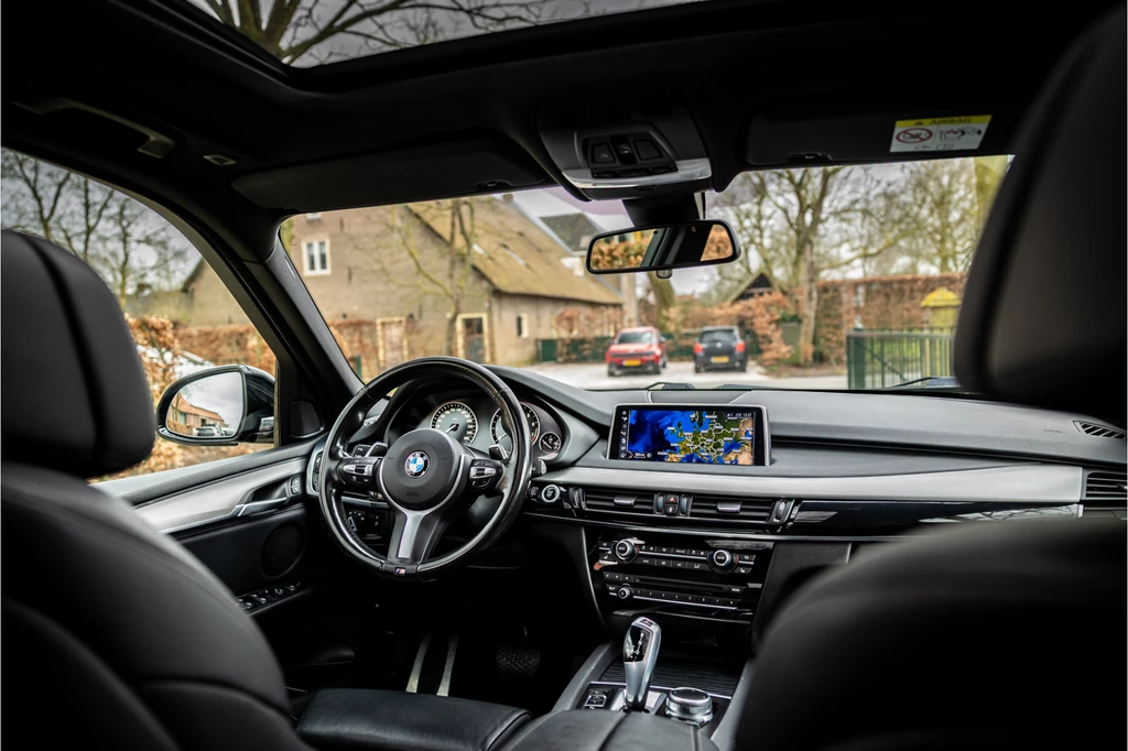 BMW X5 – foto 22
