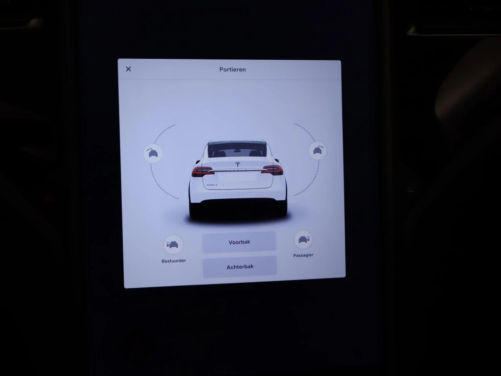 Tesla Model X – foto 30