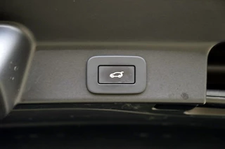 Jaguar F-PACE – thumbnail 11