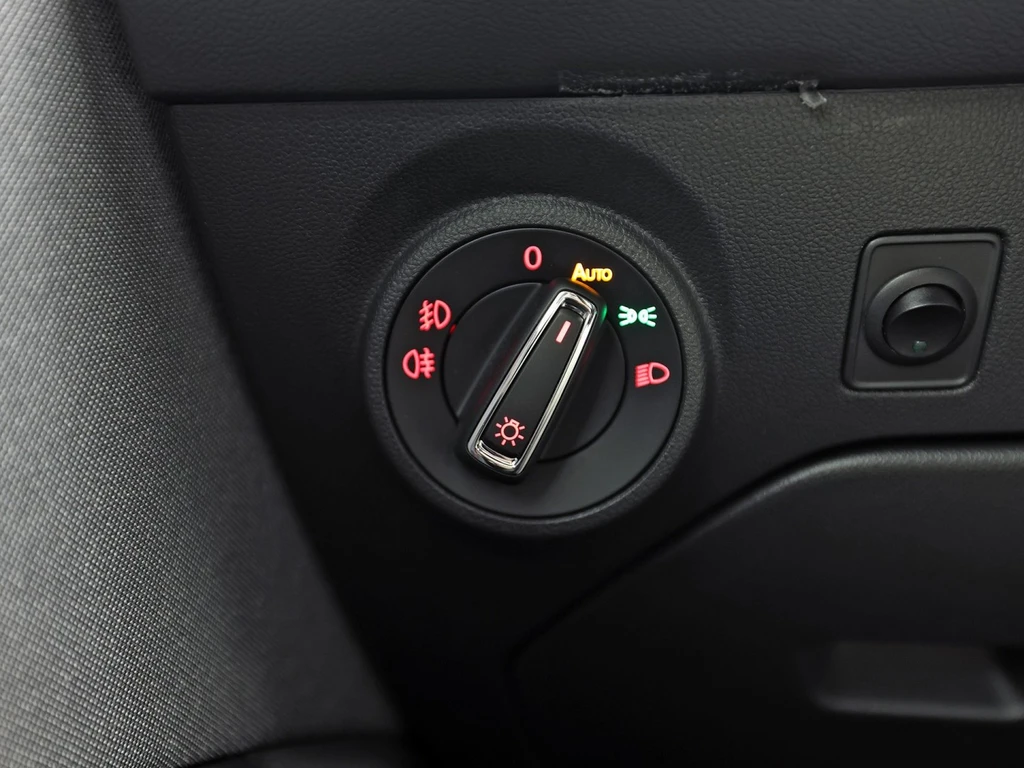 SEAT Leon – foto 28