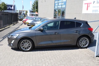 Ford Focus – thumbnail 2