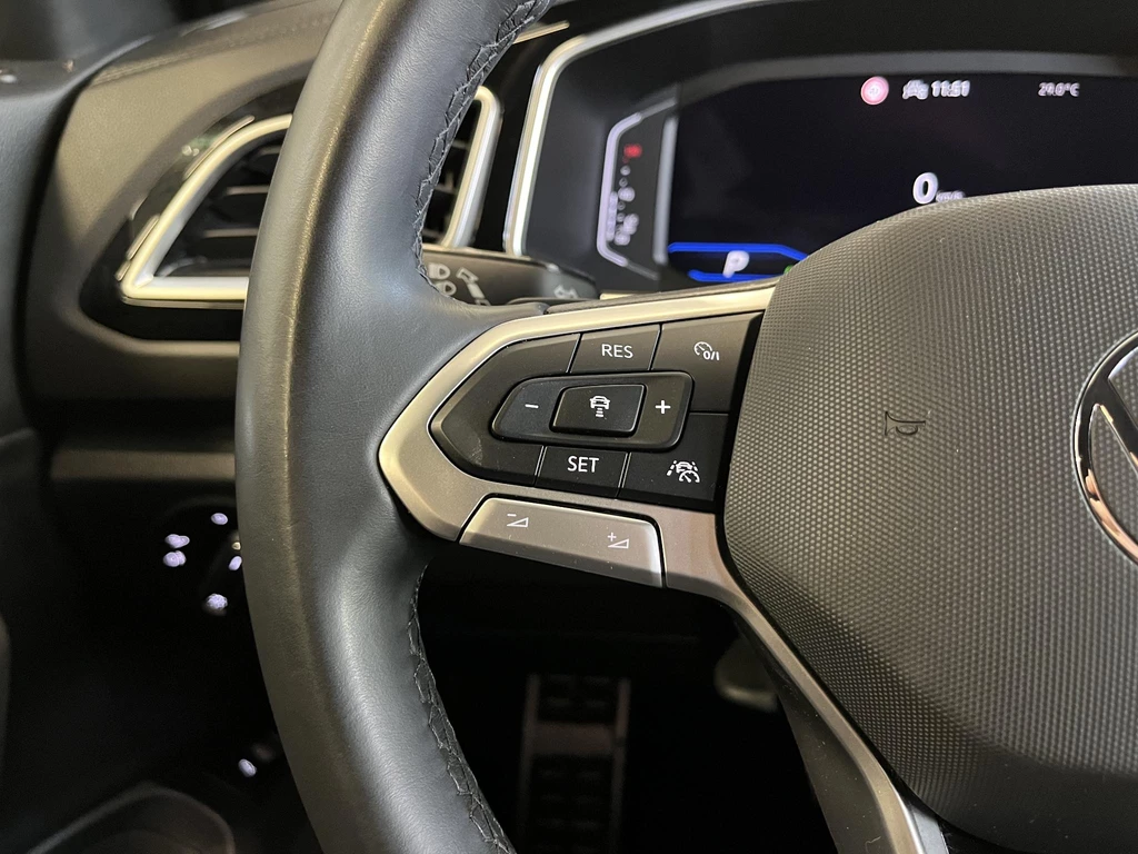 Volkswagen T-Roc – foto 13