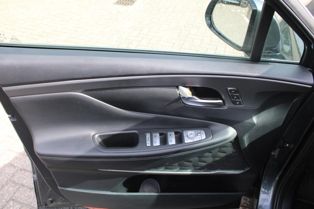 Hyundai Santa Fe – foto 9