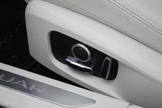 Jaguar XF – thumbnail 19