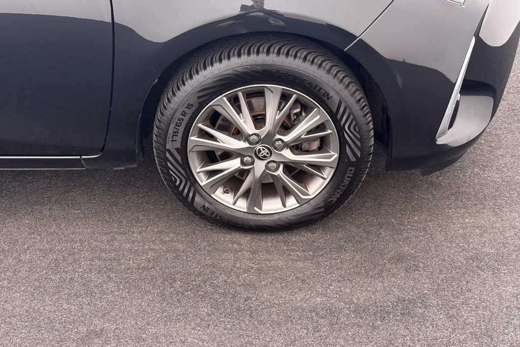 Toyota Yaris – foto 7