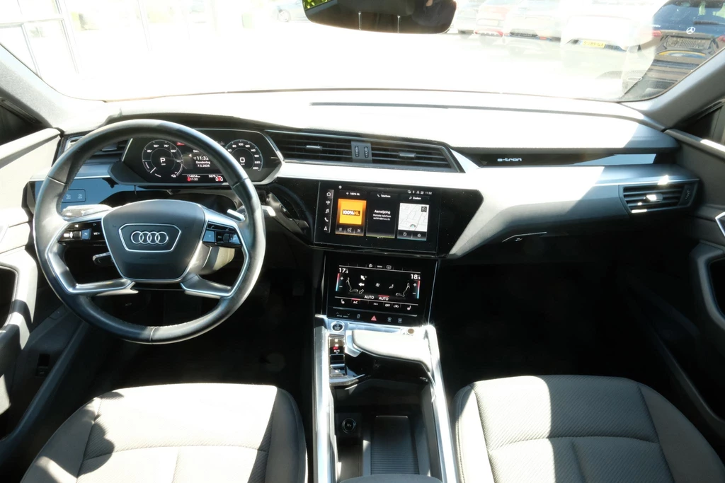 Audi e-tron – foto 14