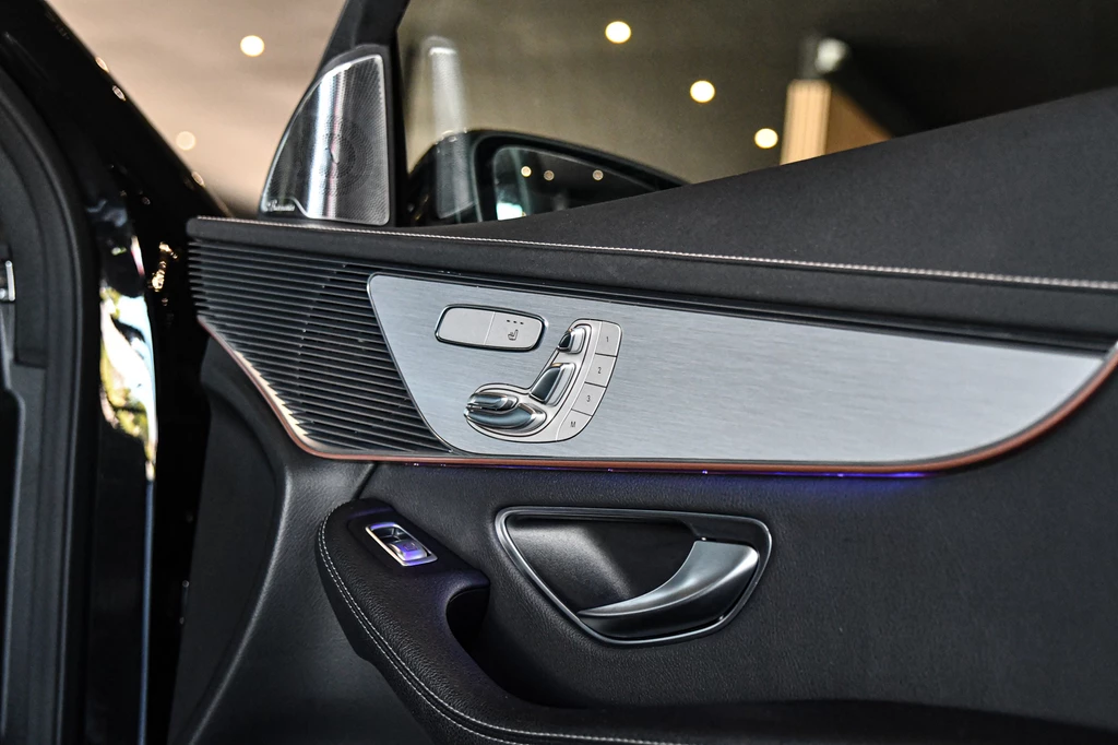 Mercedes-Benz EQC – foto 29
