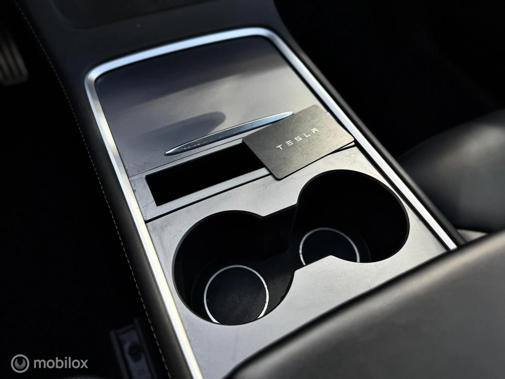 Tesla Model Y – foto 23