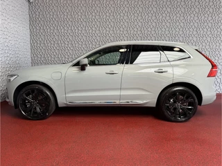 Volvo XC60 – thumbnail 2