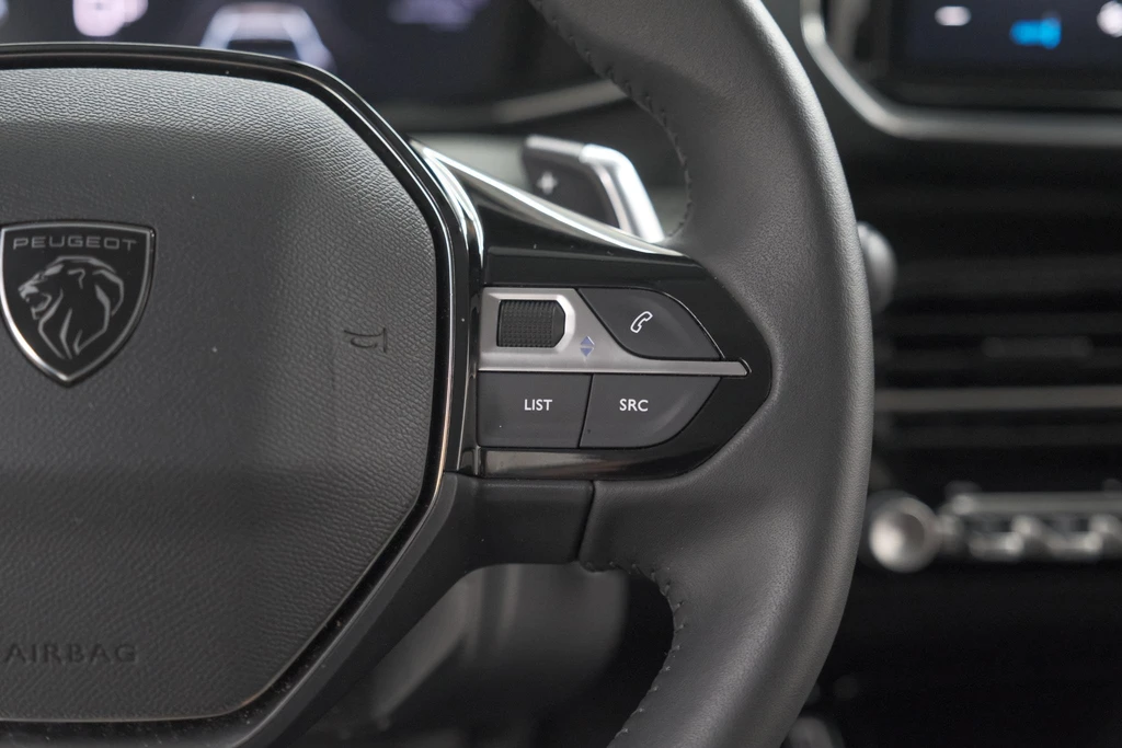 Peugeot 208 – foto 39