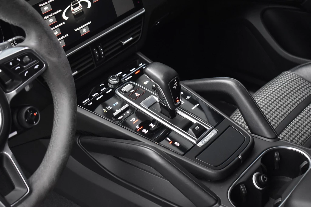 Porsche Cayenne – foto 21